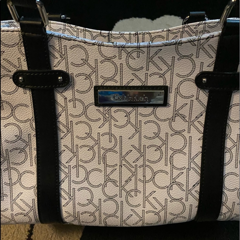 Calvin Klein black & white handbag